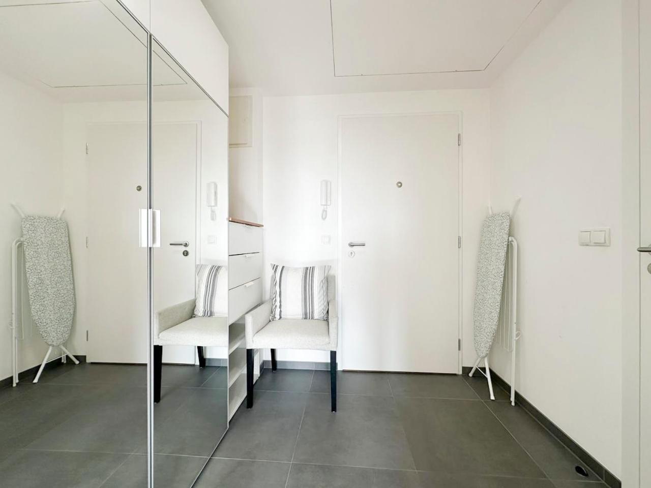 Vila Vinice Prag Exteriör bild